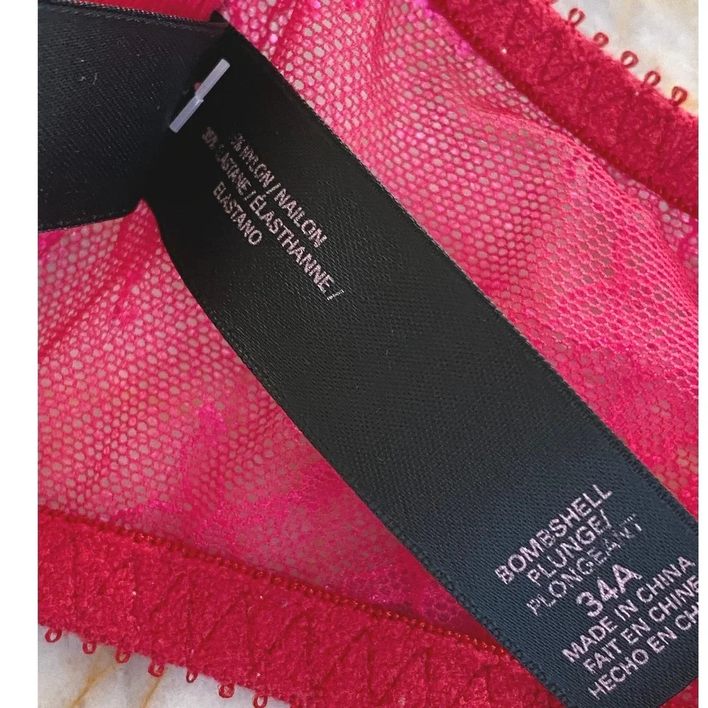 Victoria's Secret Bombshell Plunge Bra 34A and Thong Set Pink Lace Front Clasp